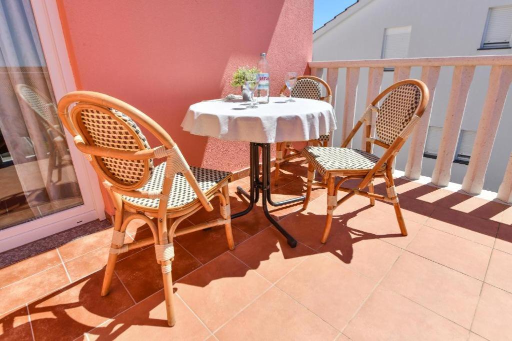 Apartments Vila Miranda Vodice Eksteriør billede