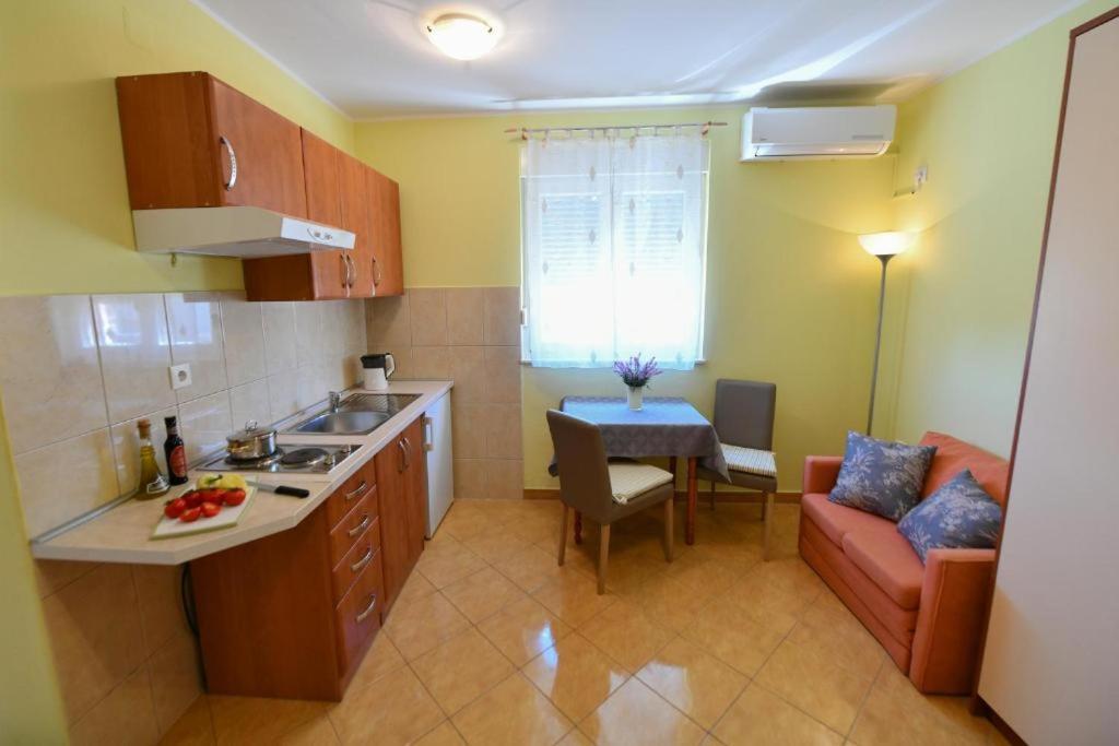 Apartments Vila Miranda Vodice Eksteriør billede