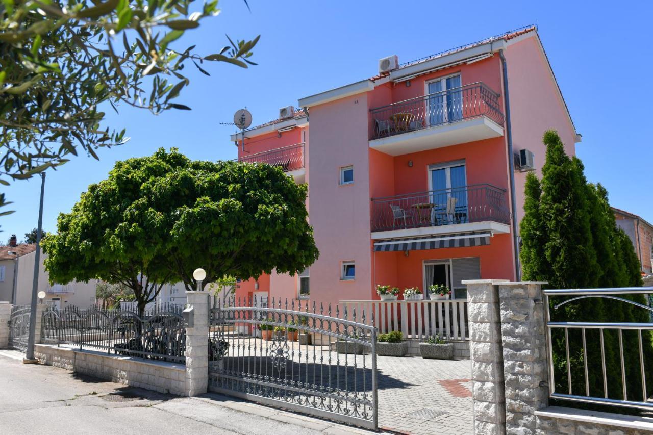 Apartments Vila Miranda Vodice Eksteriør billede