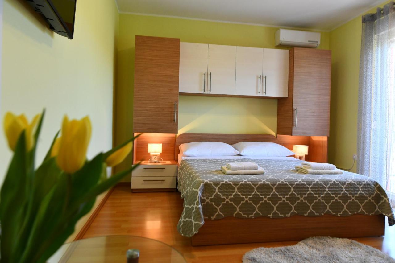 Apartments Vila Miranda Vodice Eksteriør billede