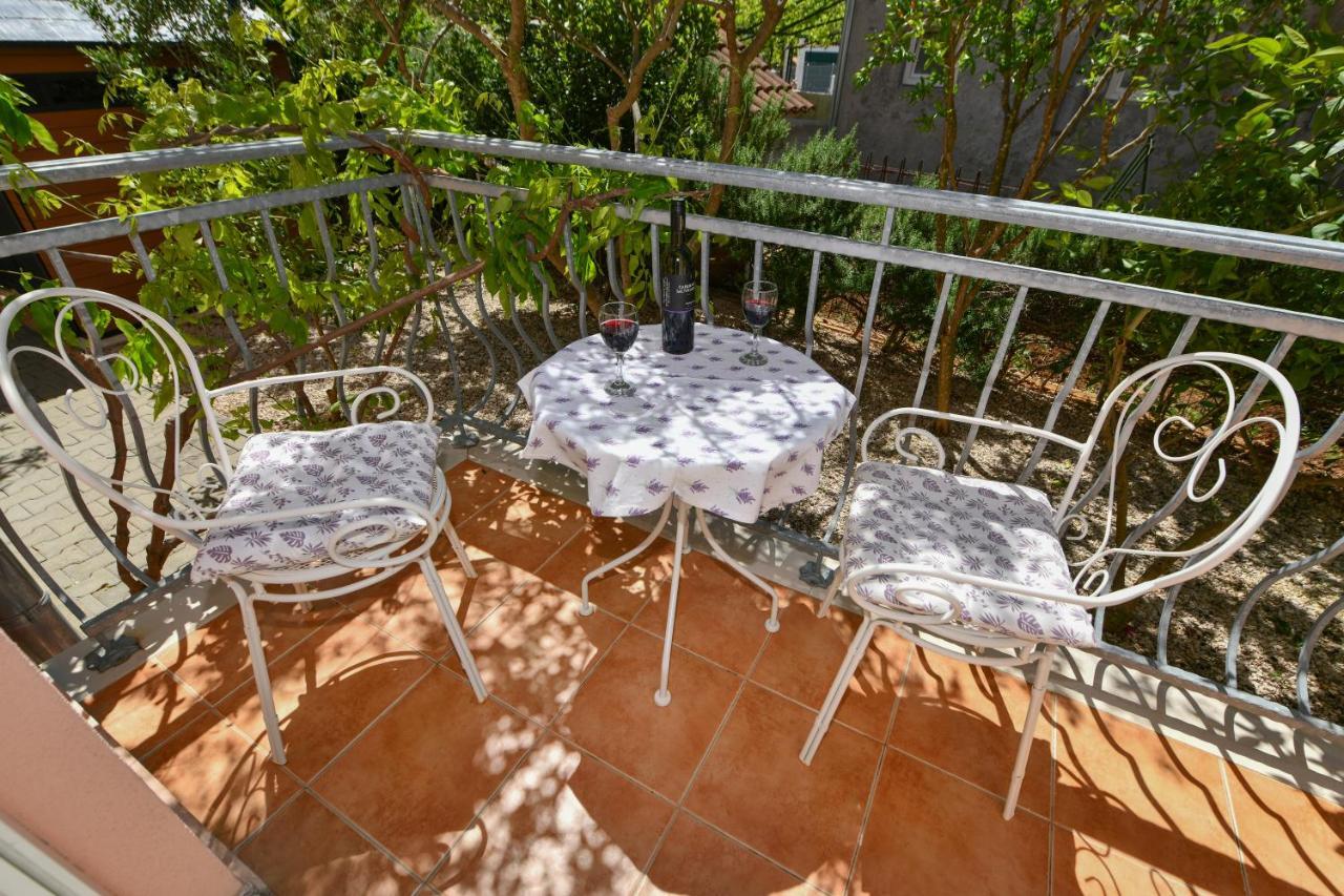 Apartments Vila Miranda Vodice Eksteriør billede