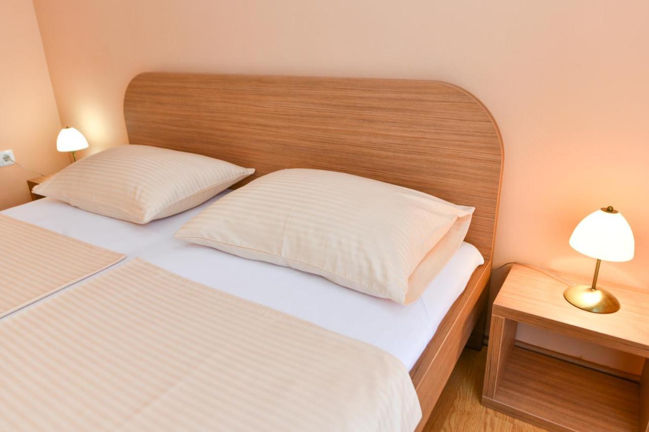 Apartments Vila Miranda Vodice Eksteriør billede